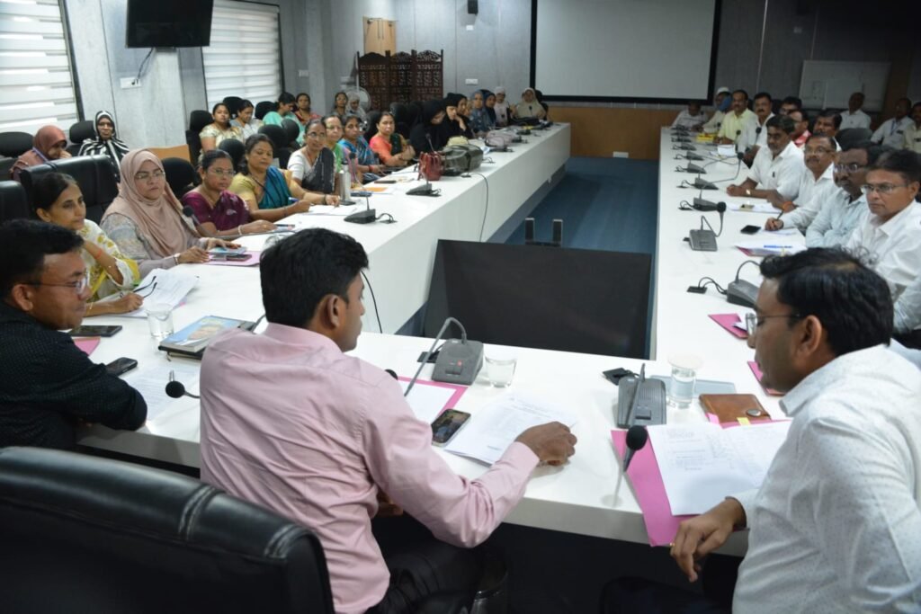 शाळापूर्व तयारी आढावा बैठक संपन्न; प्रवेशोत्सवासाठी मनपाचे नियोजन