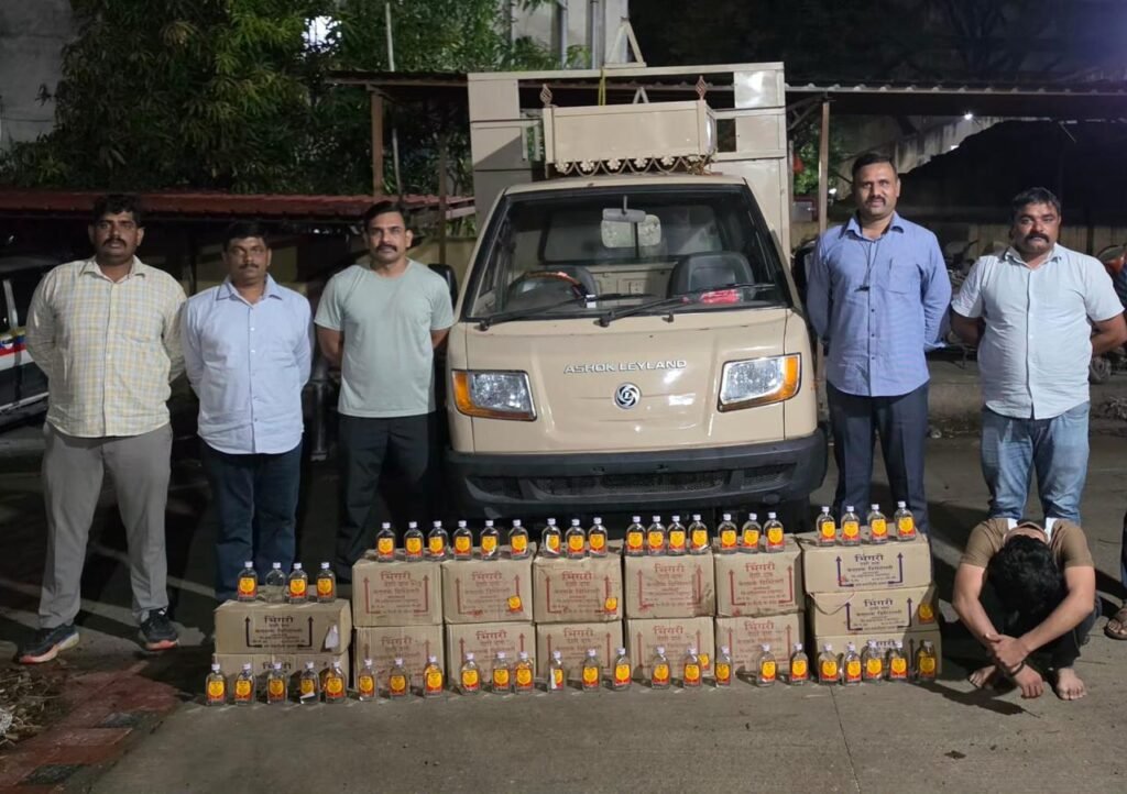 रांजणगाव एमआयडीसीमध्ये देशी दारूचा साठा जप्त; चारचाकीसह मुद्देमाल हस्तगत