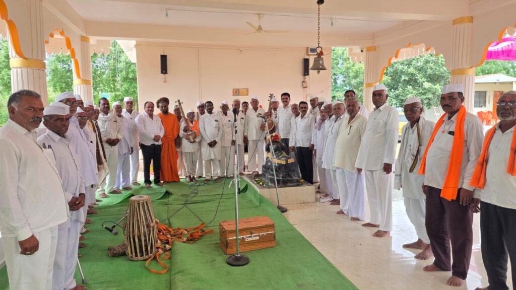 श्रावणमास अखंड हरिनाम सप्ताहाचा वारेश्वर गडावर भक्तिमय मंगलारंभ